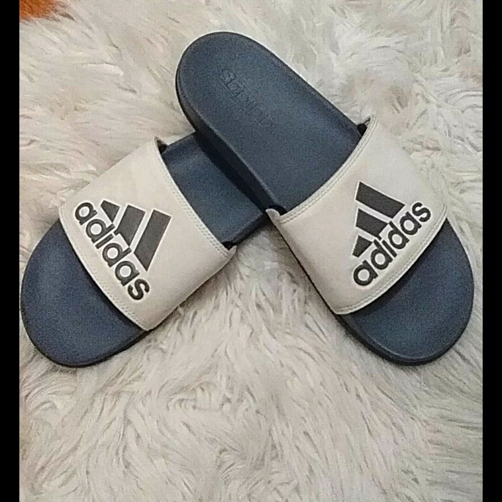 Adidas unisex slides size 8